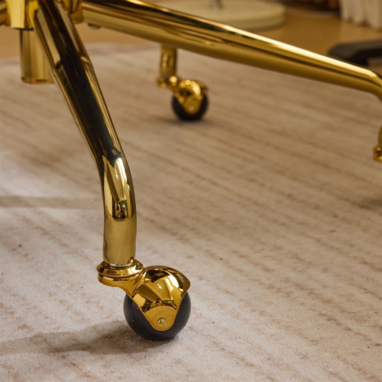 Silla de Oficina Ktaxon Ergonómica de Respaldo Alto en Piel Sintética – Ajustable, Giratoria y con Descansabrazos Acolchados